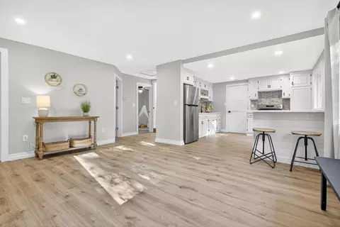 1035 S Timmers Ln, Appleton, WI 54914 photo 9