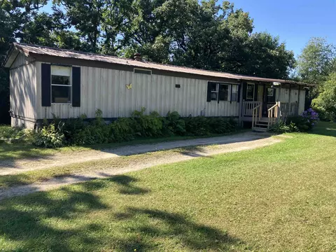 e815 Cobbtown Road, Waupaca, WI 54981