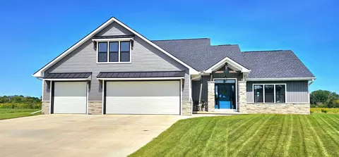 1450 Chickory Ct, De Pere, WI 54115