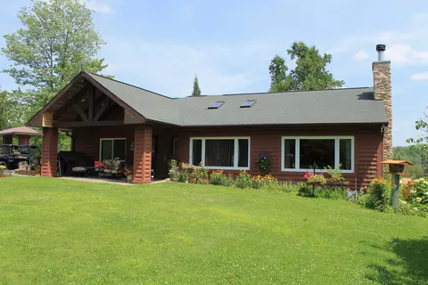 w7202 Kodiak Drive, Pembine, WI 54156