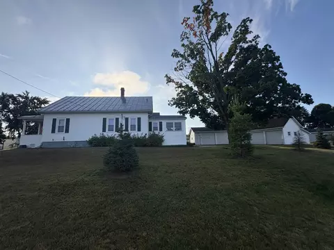 316 W Green Bay St, Bonduel, WI 54107