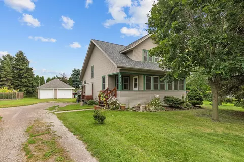 4330 County Rd S, Oshkosh, WI 54904