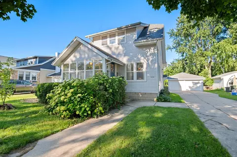 324 S Ontario St, De Pere, WI 54115