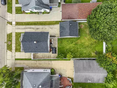 View/Area - 912 W Winnebago St, Appleton, WI 54914 photo 1 of 4