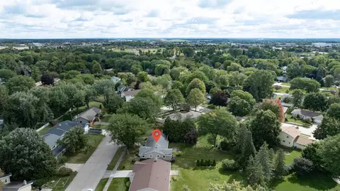 View/Area - 1015 E Marnie Ln, Appleton, WI 54911 photo 6 of 7