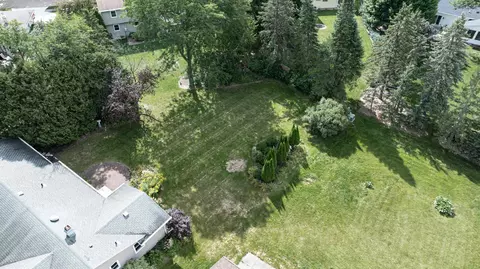 View/Area - 1015 E Marnie Ln, Appleton, WI 54911 photo 4 of 7
