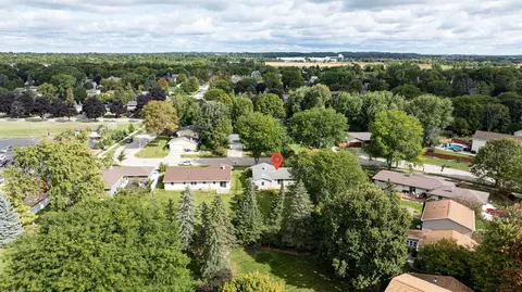 View/Area - 1015 E Marnie Ln, Appleton, WI 54911 photo 5 of 7