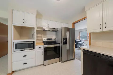 94 Crestview Dr, Appleton, WI 54915 photo 25