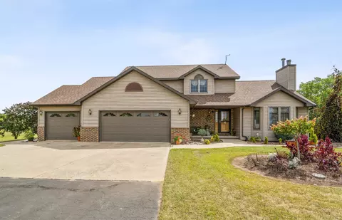 n1100 Wood Lane, Pulaski, WI 54162