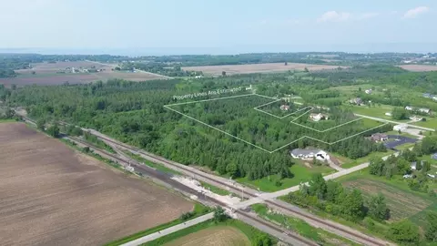 county road r, Oshkosh, WI 54902