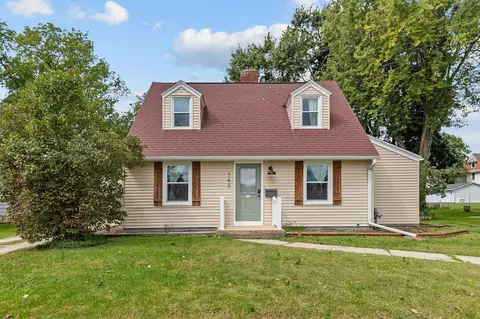 740 Newbury St, Ripon, WI 54971