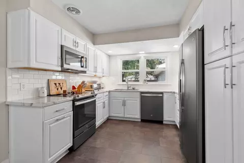 1124 W Parkway Blvd, Appleton, WI 54914 photo 10