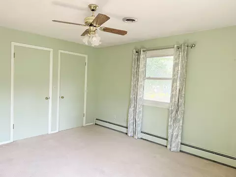 Bedroom - 1825 N Douglas St, Appleton, WI 54914 photo 2 of 6