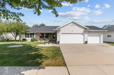 2080 Meadowview St, Kaukauna, WI 54130