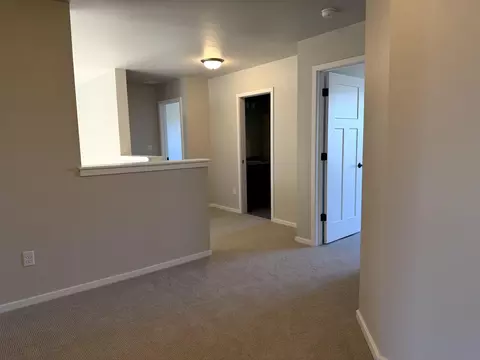Entry Way - n9315 Gemstone Court, Appleton, WI 54915 photo 2 of 3