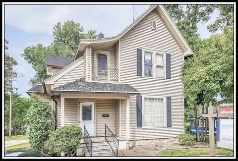211 E Wolf River Ave, New London, WI 54961