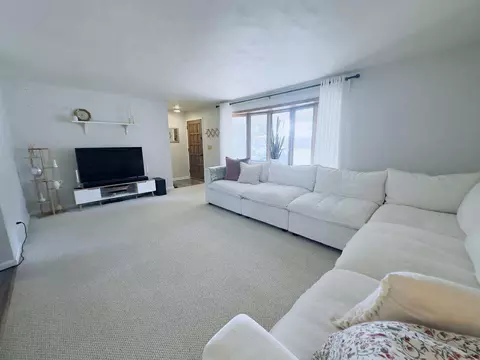 910 S Fidelis St, Appleton, WI 54915 photo 3
