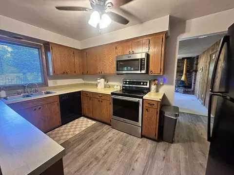 910 S Fidelis St, Appleton, WI 54915 photo 16