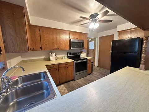 910 S Fidelis St, Appleton, WI 54915 photo 17