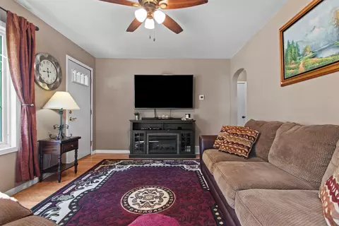 1122 W Spring St, Appleton, WI 54914 photo 3