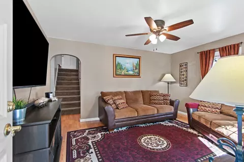 1122 W Spring St, Appleton, WI 54914 photo 2