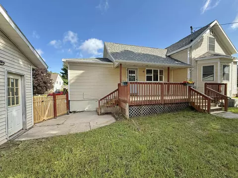 271 N Wisconsin St, Berlin, WI 54923