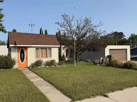 402 South Drive, Stephenson, MI 49887