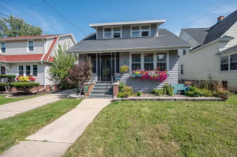 762 Powers St, Oshkosh, WI 54901