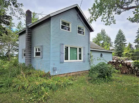n1433 37th Avenue, Berlin, WI 54923