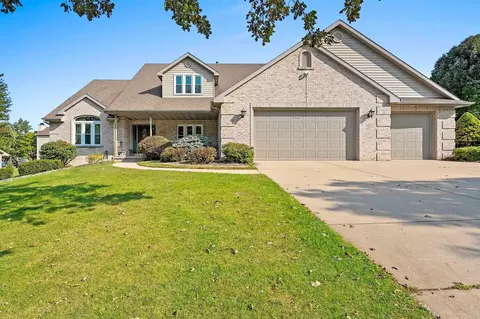 2679 Radinz Rd, Green Bay, WI 54311