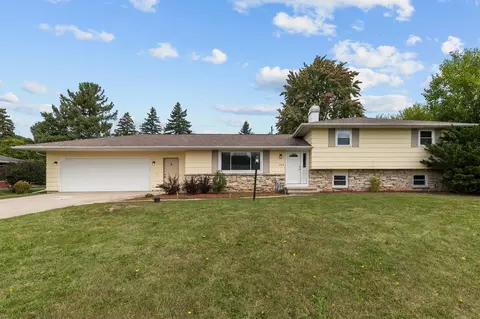 324 W Sunset Ave, Appleton, WI 54911