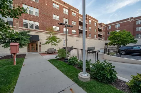 118 S Washington St #A223, Green Bay, WI 54301