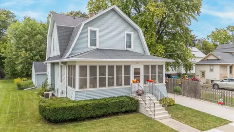 1147 Central St, Oshkosh, WI 54901