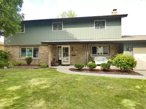 512 W Michigan St, Appleton, WI 54911