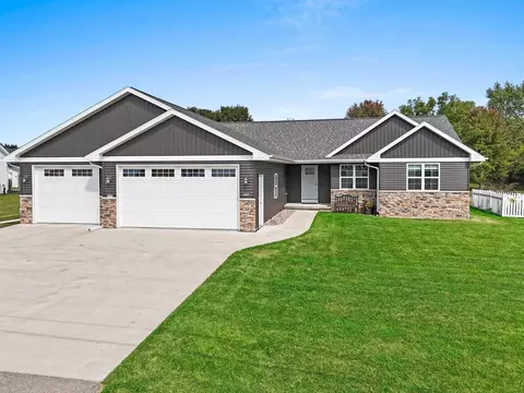4410 W Capitol Dr, Appleton, WI 54913