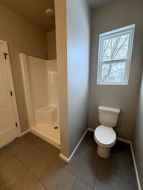 Bath - n9359 Gemstone Court, Appleton, WI 54915 photo 2 of 3