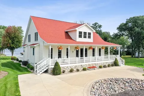 7046 S Us Highway 45, Oshkosh, WI 54902