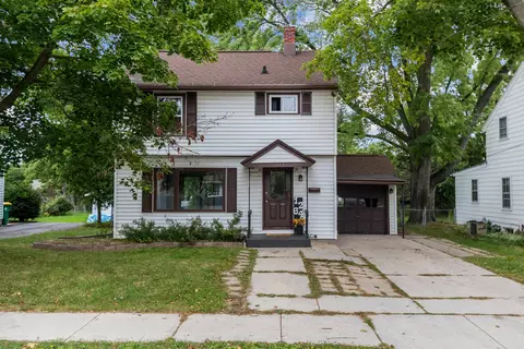 1264 Shawano Ave, Green Bay, WI 54303