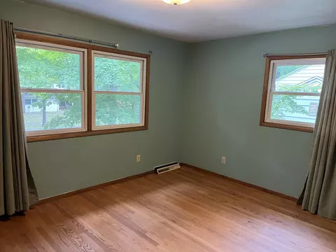 Bedroom - 1118 E Grant St, Appleton, WI 54911 photo 3 of 4