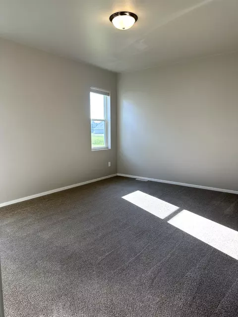 Bedroom - W6539 E Steamboat Lane, Appleton, WI 54915 photo 2 of 4