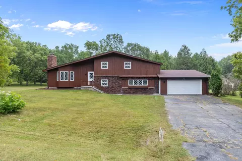 14115 Pigeon River Rd, Cleveland, WI 53015