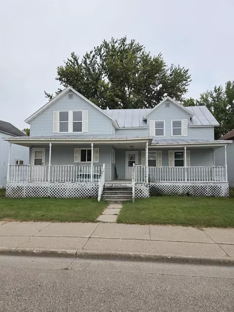 334 W Main St, Lena, WI 54139