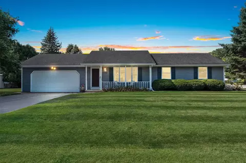2708 Baylite Dr, Green Bay, WI 54313