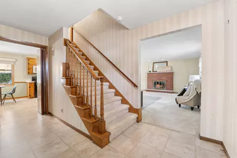 513 E Greenfield St, Appleton, WI 54911 photo 2