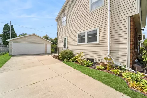 513 E Greenfield St, Appleton, WI 54911 photo 31