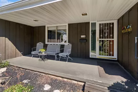 Exterior - 718 E Lindbergh St, Appleton, WI 54911 photo 1 of 5