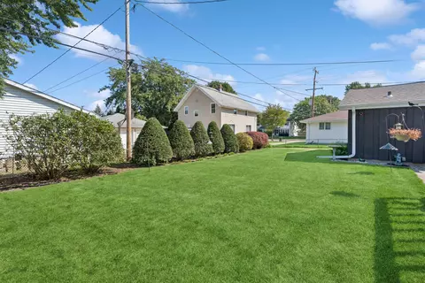 Exterior - 718 E Lindbergh St, Appleton, WI 54911 photo 5 of 5