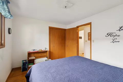 Bedroom - 718 E Lindbergh St, Appleton, WI 54911 photo 3 of 4