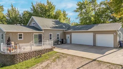 w10462 Rose-eld Road, Rosendale, WI 54974