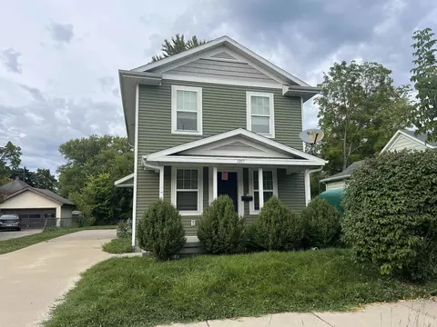 1218 Winnebago Ave, Oshkosh, WI 54901